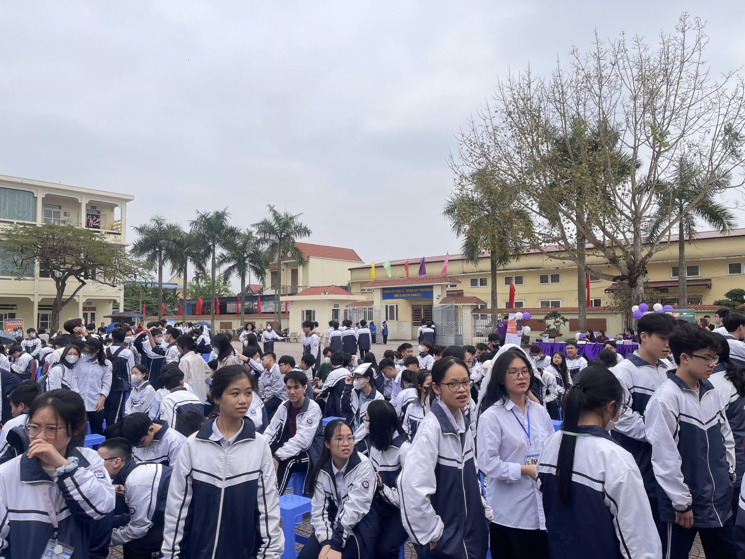 Trường Đại học Công nghệ và Quản lý Hữu Nghị tham gia chương trình tư vấn hướng nghiệp cho học sinh THPT huyện Thủy Nguyên – Hải Phòng